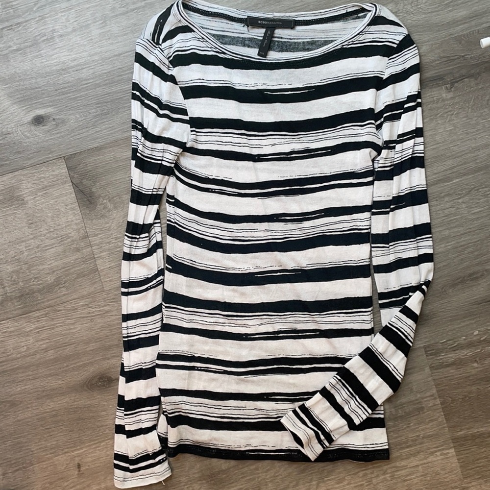 BCBG shirt